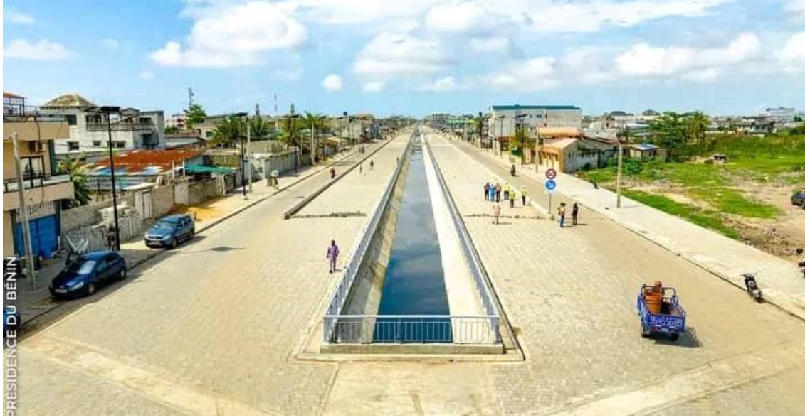 Patrice Talon lors d'une visite sur un chantier routier