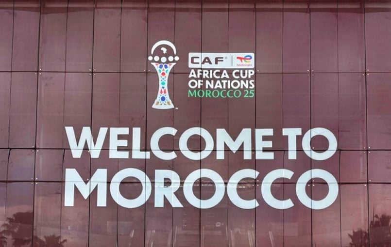 Joueurs de football en action lors d'un match de la CAN 2025