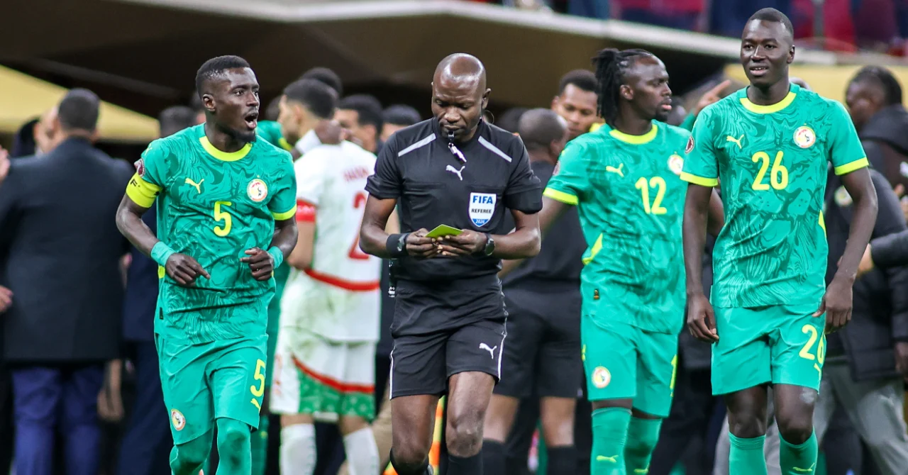 Arbitre Jean-Jacques Ndala lors d'une finale africaine