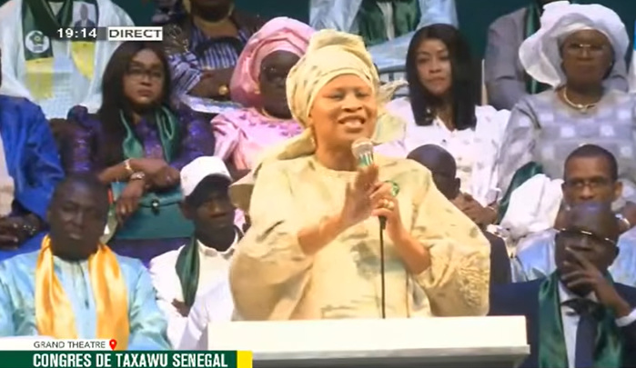 Aïssata Tall Sall lors du congrès de Taxawu Sénégal