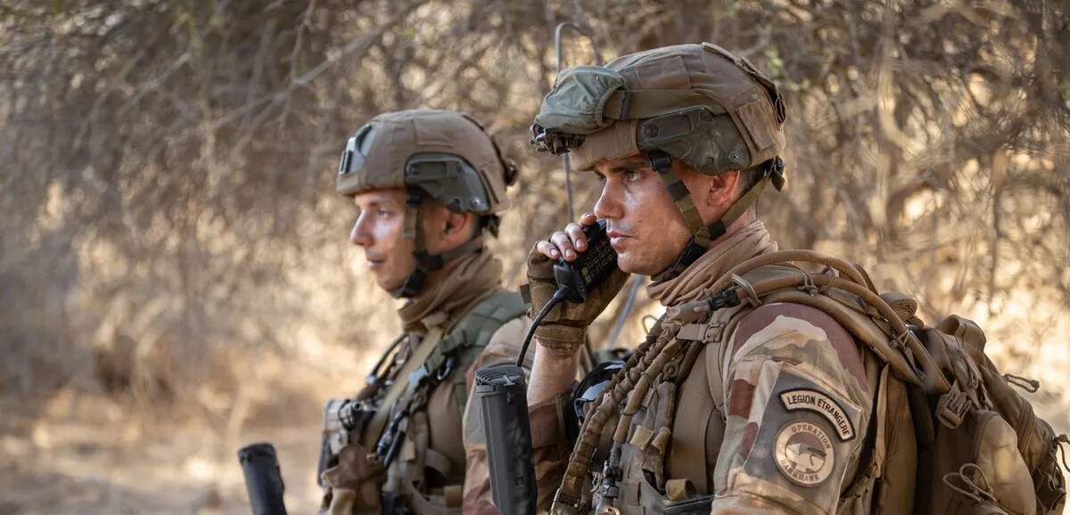 crise au Mali : macron critique la junte pour son rejet de l'armée française