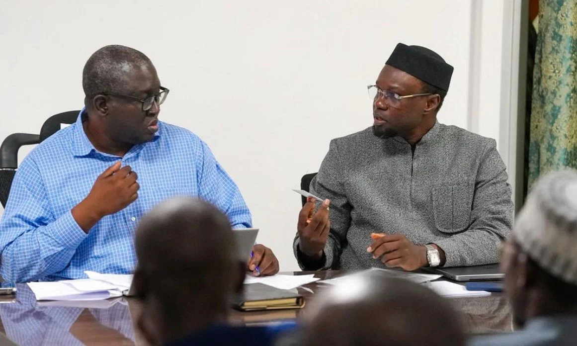 Exclusivité SeneNews : Ousmane Sonko peut-il encore diriger le Pastef face à l'article 17 ? 1 Rencontre du bureau politique de Pastef : Les grandes décisions prises par Ousmane Sonko