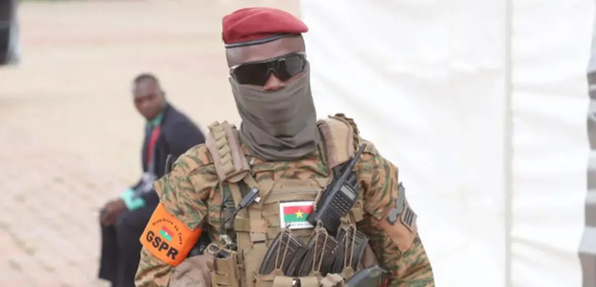 Burkina Faso : l’ex-chef de la sécurité de Damiba condamné à 11 ans de prison dans une affaire d’incendie