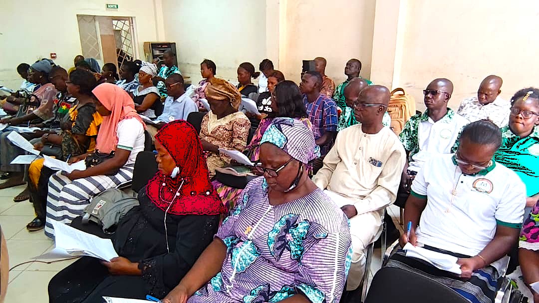 Membres de l’Union des gérants et caissiers de dépôts pharmaceutiques publics du Burkina Faso lors de leur assemblée générale
