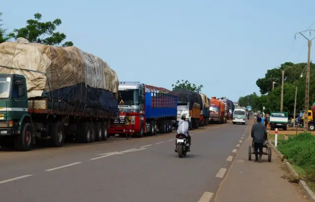 Discussions entre délégations nigérienne et béninoise à Cotonou pour la réouverture de la frontière