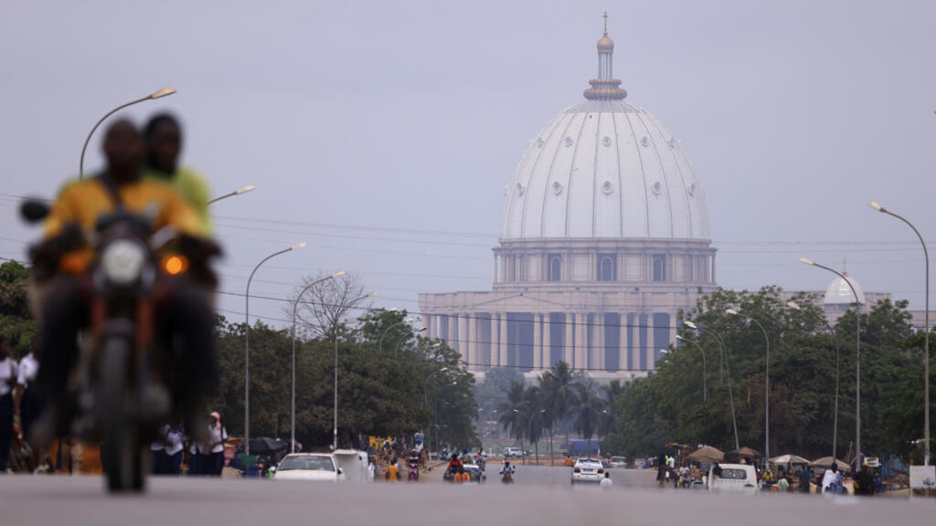 basilique Notre-Dame de la Paix à Yamoussoukro