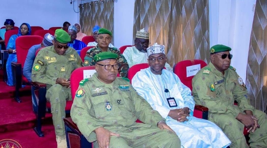 Niger : première formation des attachés de défense et militaires