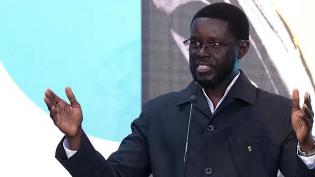le président Bassirou Diomaye Faye lors de l'annonce de son nouveau parti politique