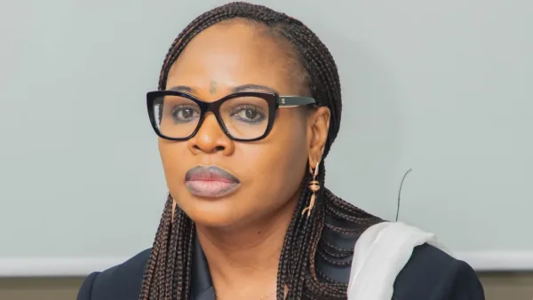 Awaou Baco, ministre des PME et de l’Emploi au Bénin, lors d’une rencontre avec des entrepreneurs