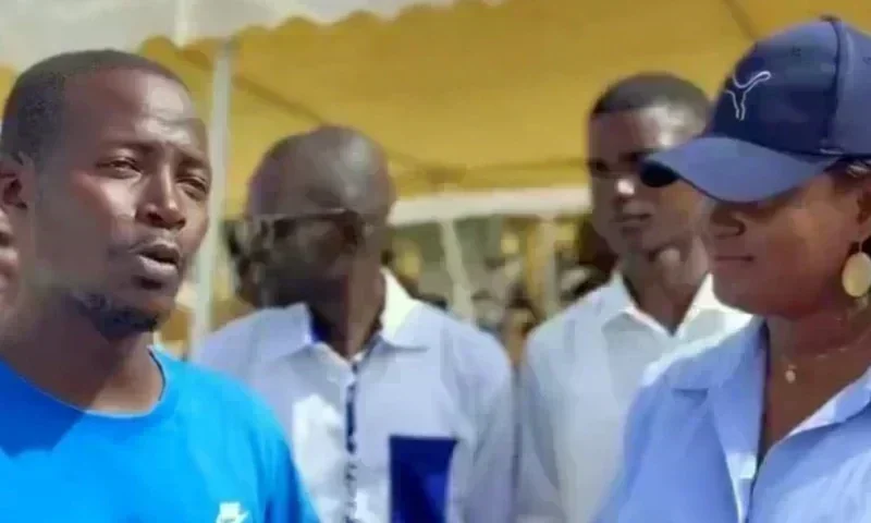 Abdou Lô, frère du Premier ministre Ahmadou Al-Aminou Lô, lors de son adhésion au PASTEF