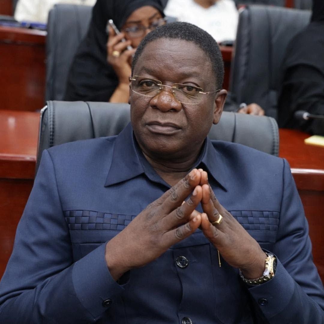 Signature d'un décret de grâce présidentielle au Tchad par le chef de l'État
