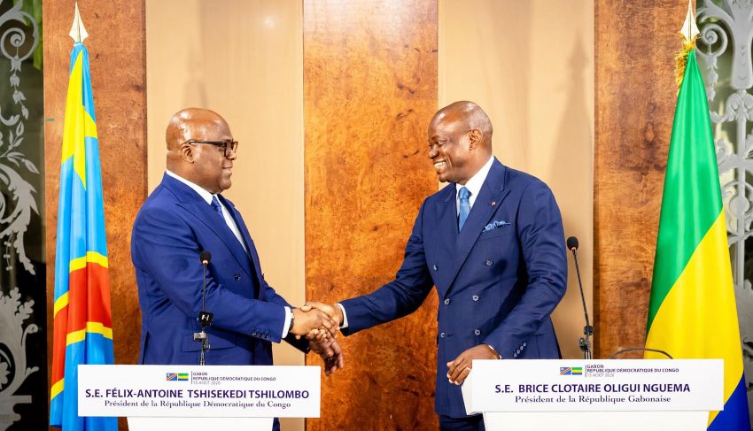 Les présidents Oligui Nguema et Tshisekedi à Libreville